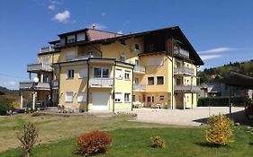 Carlotta Apartment